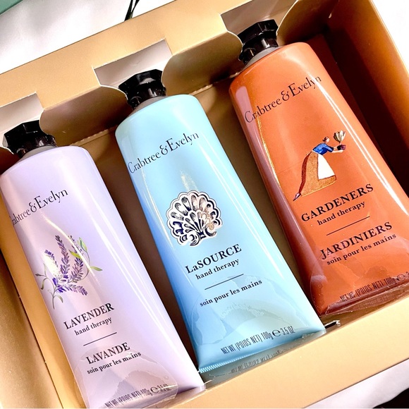 Crabtree & Evelyn Hand Therapy Set Full Size - Picture 3 of 9